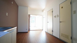 メゾン・ボヌ－ル 202号-8