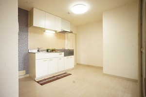 フローラルハイム 203号-3