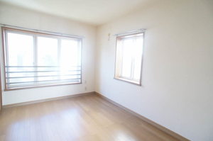 ヒルズ藤塚　Ｅ 101号-12