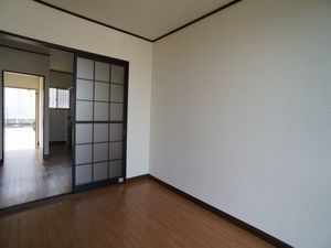 エミネンス石名坂 103号-5