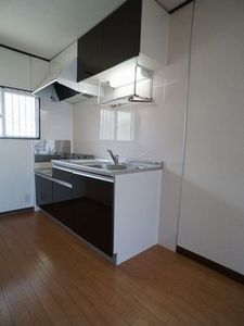 エミネンス石名坂 103号-8