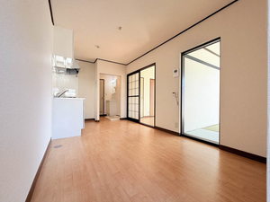 ウェルメゾン和泉 105号-3