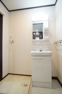 ドエル山際 102号-8