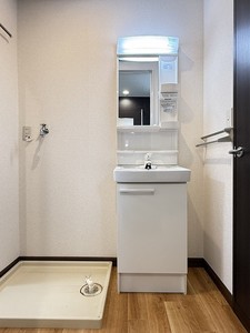 ドエル山際 203号-7