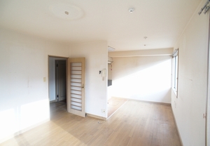 ＷＥＳＴ　ＨＩＬＬＳ　Ｂ 102号-3