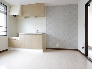 レオハイツ B 201号-2