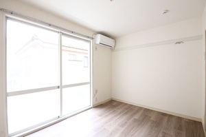 リバーハイム 201号-2