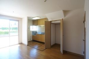 四季の丘ハイツ　Ｃ 102号-2