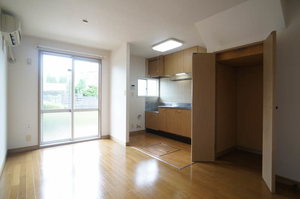 四季の丘ハイツ　Ｃ 105号-2