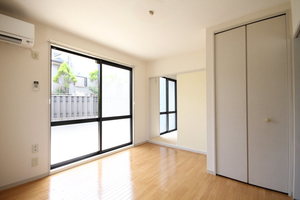 リバー・コート 101号-7