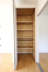 リバー・コート 101号-8