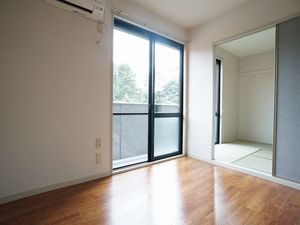 ミドリパークハイツ 201号-3