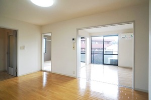 ウィローズ・コートC 201号-2