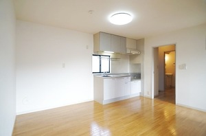 ウィローズ・コートC 201号-3