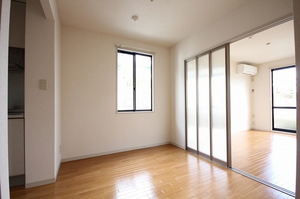 フレグランス杉田 101号-3