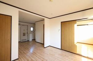 グレ－スヒル成瀬　Ａ 202号-4