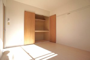 ジュネス岩井 202号-4