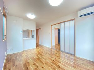 ＧＲＡＳＳ　ＣＯＵＲＴ　２ 201号-4