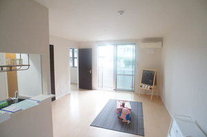 メゾン　シェレスト 102号-3