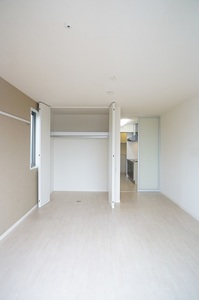 ＫＥＮ　ＣＲＥＳＴ 203号-4