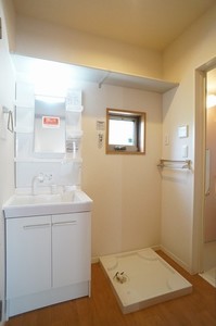 Ｅｃｏ　ＣｈａｒｍａｎｔⅤ 105号-9