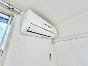 ドミトリ－久地 101号-5