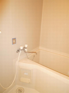 ドミトリ－久地 102号-9