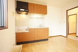 ヴィラ西ノ台 201号-3