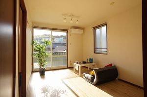 ファミール金子 202号-2