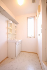 ロジュマン・カネコ 201号-8