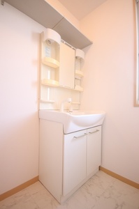 ロジュマン・カネコ 201号-9