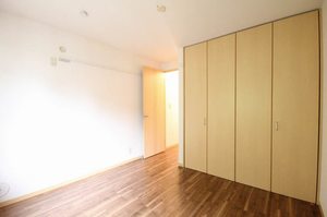 カーサ・ソレアード 201号-6