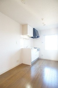 ヴィラ麻生 201号-4