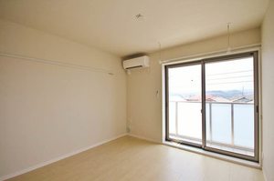 ルミウス港南台壱番館 303号-5