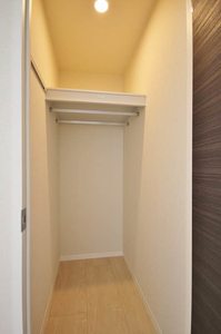 ルミウス港南台壱番館 303号-8