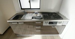 バリュージュ城山二番館 102号-3