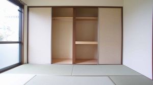 バリュージュ城山三番館 201号-5