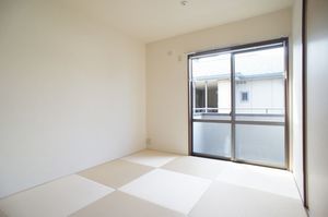 バリュージュ城山四番館 201号-6