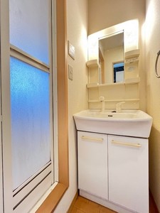 ヒュースロア 203号-7