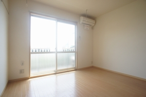 ルミエール 103号-3