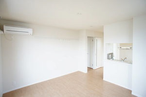 サニー・グレイス 201号-3