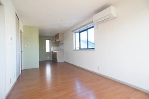 ポアロ金森 202号-2