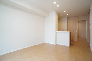 グリ－ンセントコ－ト 102号-2