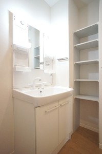 クレインズマンション 301号-6