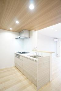 ラ・ルーム妻田西 102号-3