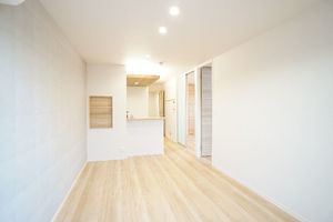 ラ・ルーム妻田西 201号-2