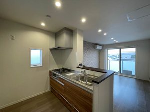 アベニ-ル 302号-9