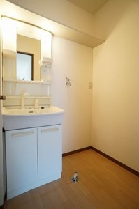 ラルジュ鎌倉 201号-9