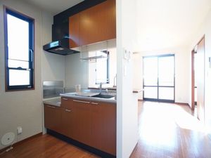 ハピネス　セド 201号-2