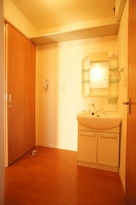 ファミーユＳＡＫＵＲＡ　Ⅳ 202号-8